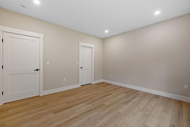 280 Sterling Dr, Laconia, NH 03246 - unfurnished room with light wood-style floors, baseboards, recessed lighting, and a smoke detector