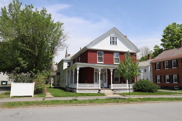 31 School St, Rockingham, VT 05101