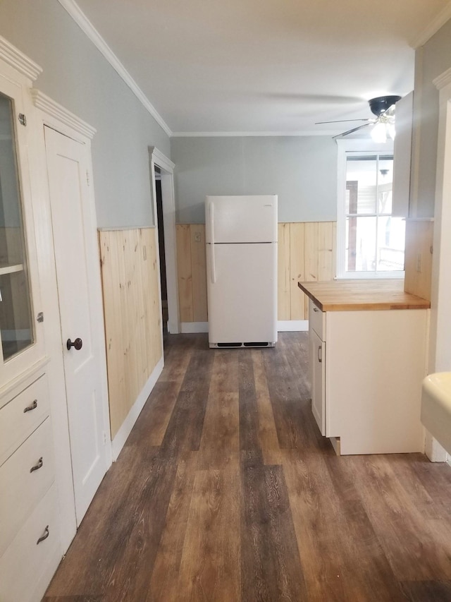 31 School St, Rockingham, VT 05101