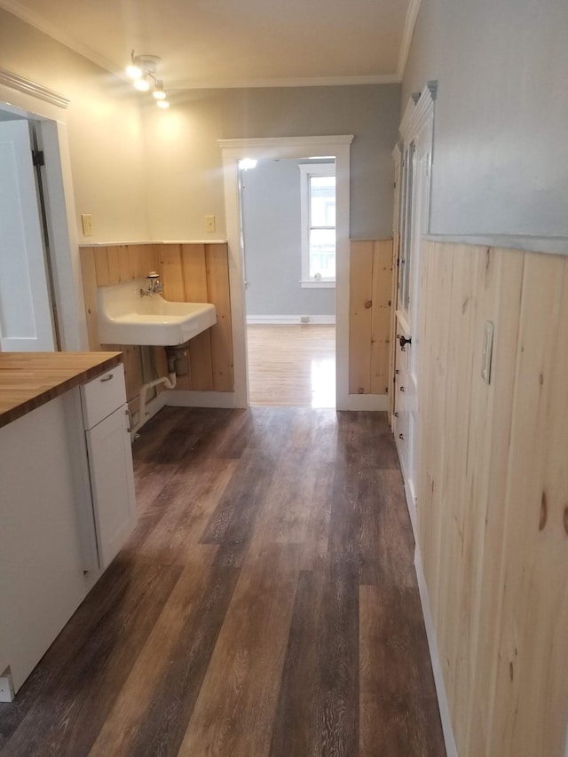 31 School St, Rockingham, VT 05101