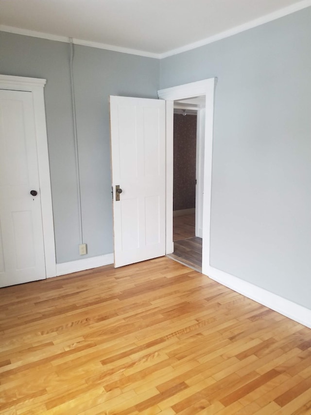 31 School St, Rockingham, VT 05101