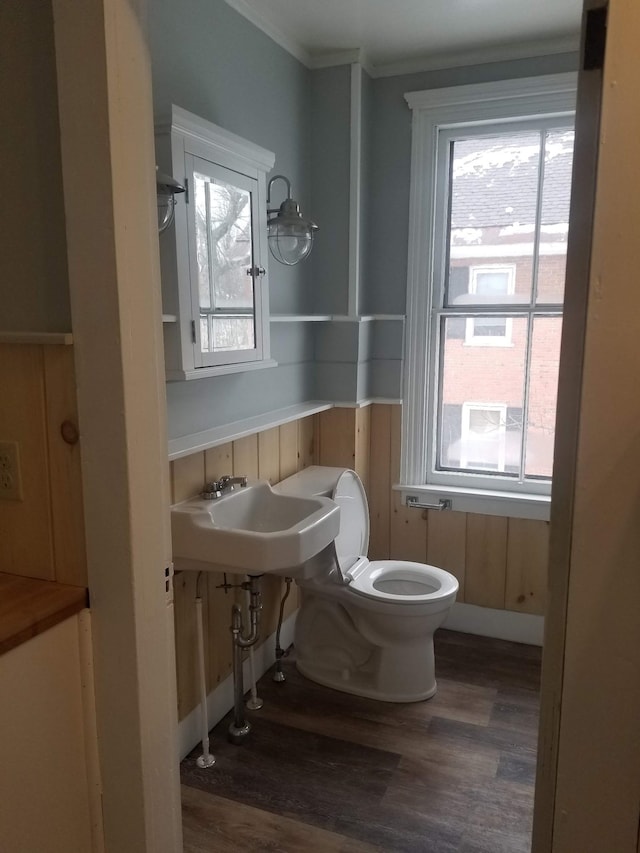 31 School St, Rockingham, VT 05101