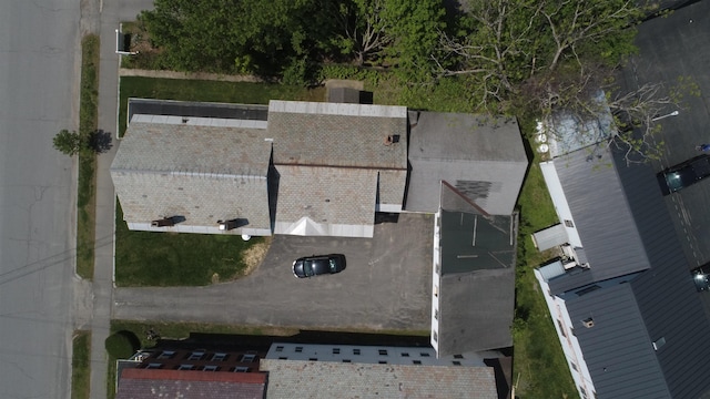 31 School St, Rockingham, VT 05101