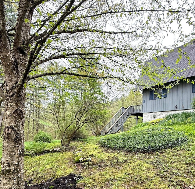 191 Highland Rd, Wallingford, VT 05773 - view of yard with stairs