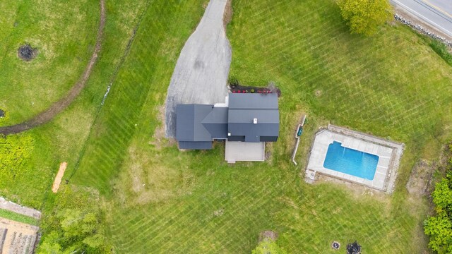 753 Sanborn Rd, Sanbornton, NH 03269 - bird's eye view of a pool area