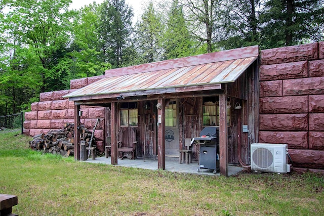 364 Spaulding Rd, Saint Johnsbury, VT 05819 - view of outdoor structure featuring a cooling unit