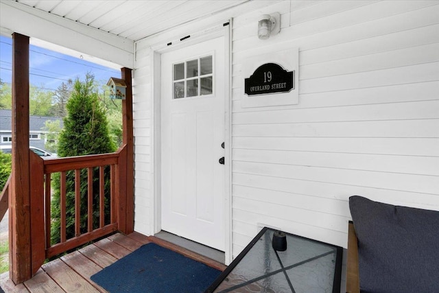 19 Overland St, Laconia, NH 03246 - view of property entrance
