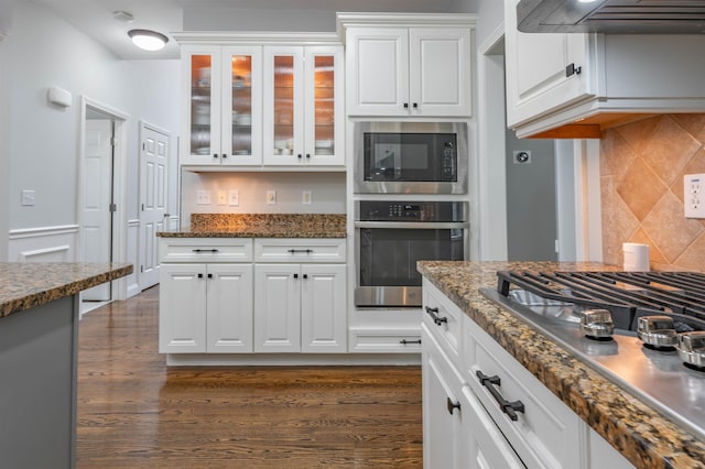 35 Northland Rd, Windham, NH 03087 - kitchen featuring stainless steel appliances, white cabinetry, glass insert cabinets, under cabinet range hood, and dark wood finished floors
