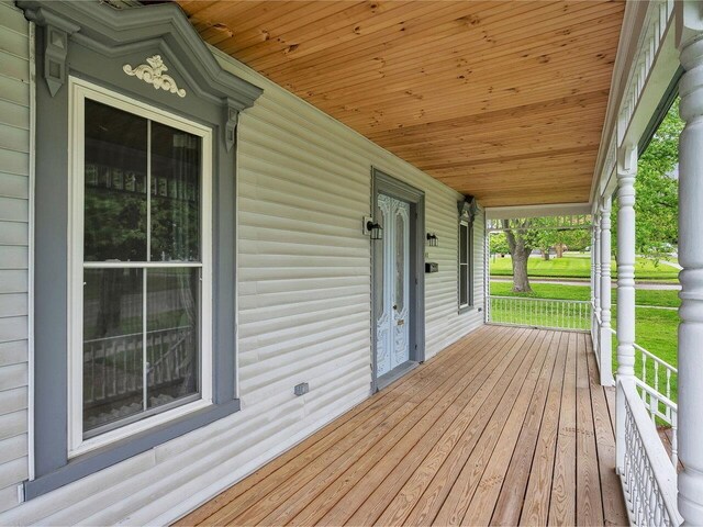 65 Congress St, Saint Albans City, VT 05478 - view of porch