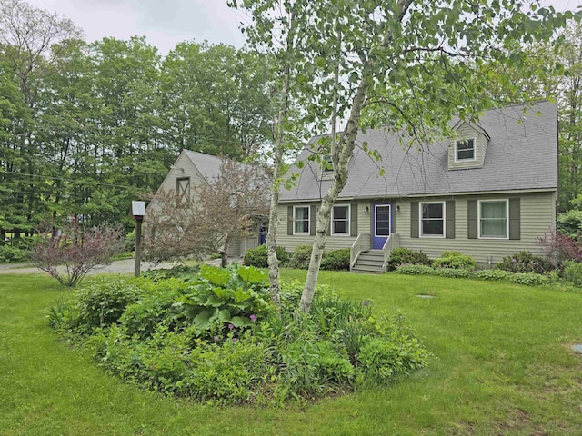 1073 Upper Dummerston Rd, Brattleboro, VT 05301 - cape cod house with a front lawn