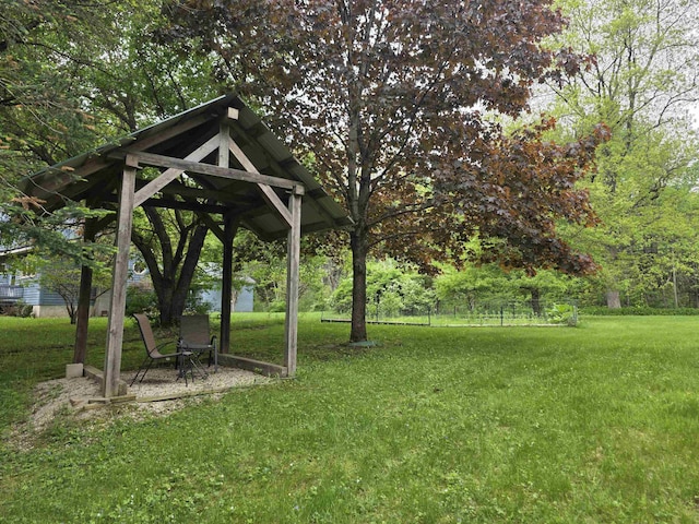 1073 Upper Dummerston Rd, Brattleboro, VT 05301 - surrounding community featuring a yard