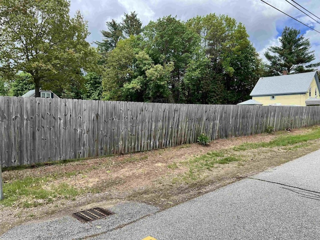 17 Richardson St, Rochester, NH 03867