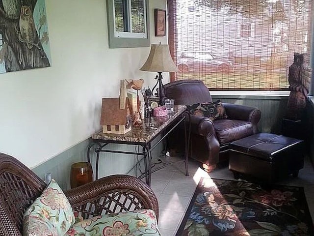 22 Chestnut St, Claremont, NH 03743 - view of living area
