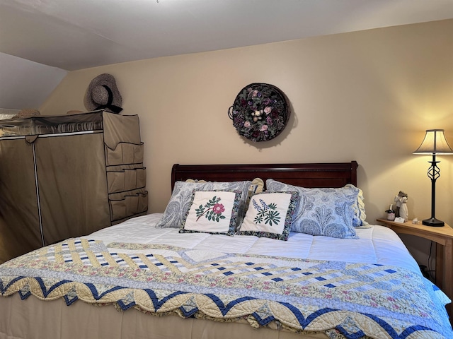 22 Chestnut St, Claremont, NH 03743 - bedroom with lofted ceiling