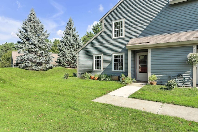 9 Conifer Ct, Burlington, VT 05401 - view of grassy yard