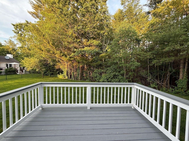 4 Sunblaze Dr, Nashua, NH 03062 - wooden deck featuring a yard