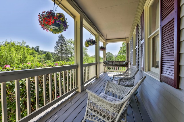 3 Elijah Hill Ln, Londonderry, NH 03053 - view of porch