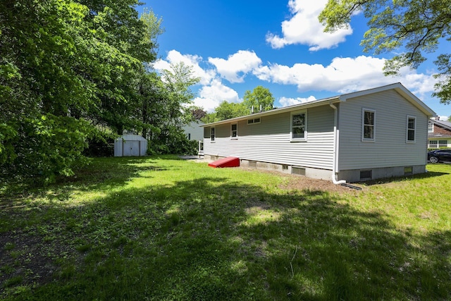 21 Hope Ave, Concord, NH 03301 - back of house with a yard