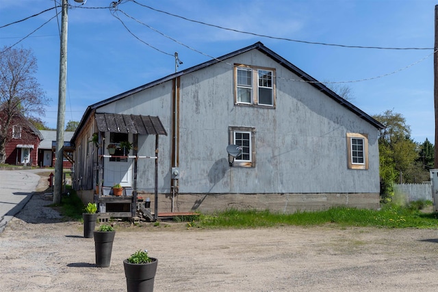 18 State St, Northumberland, NH 03582 - view of side of property