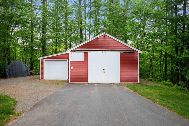11 Sledding Hill Ln, Lee, NH 03861 - view of outbuilding featuring driveway