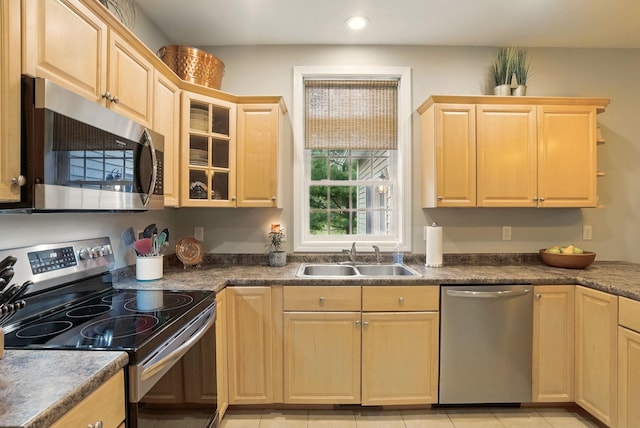9 Swenson Rd, Bedford, NH 03110 - kitchen featuring appliances with stainless steel finishes, a sink, light brown cabinets, recessed lighting, and dark countertops