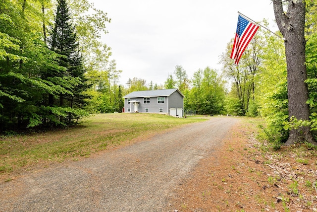 1191 Beech Ridge Rd, North Berwick, ME 03906 - view of front of home featuring driveway and a front yard