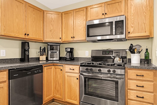 1191 Beech Ridge Rd, North Berwick, ME 03906 - kitchen with stainless steel appliances and dark countertops