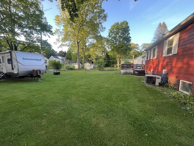 14 Brierwood Ln, Burlington, VT 05408 - view of grassy yard featuring a wooden deck