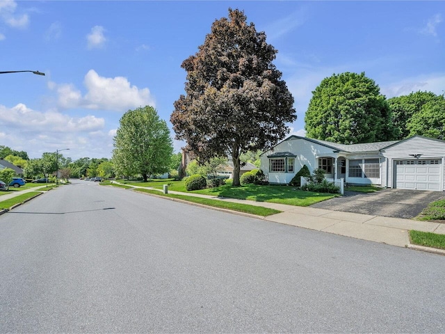 154 Birchcliff Pkwy, Burlington, VT 05041 - view of asphalt road with street lighting, sidewalks, and curbs
