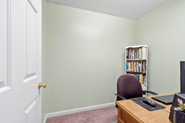 19 Steeple Chase Dr, Hampstead, NH 03841 - home office with carpet floors and baseboards
