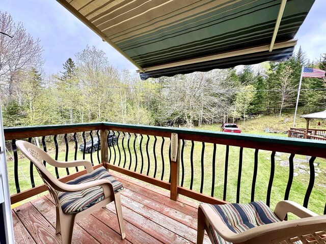 106 Philbrook Rd, Pittsburg, NH 03592 - deck featuring a yard