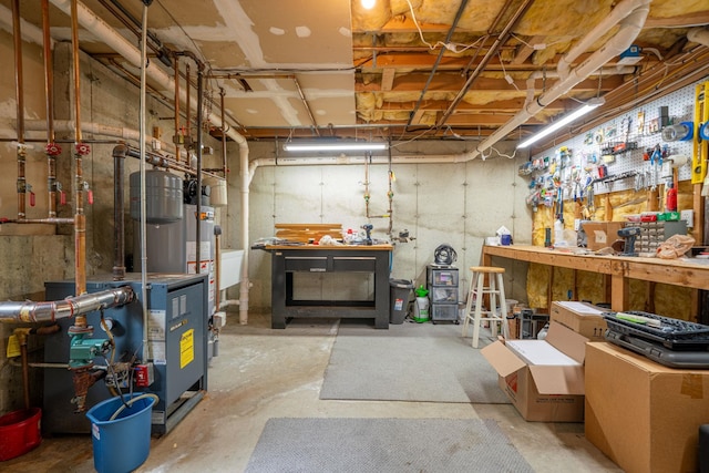 15 Fox Meadow Ln, Merrimack, NH 03054 - unfinished below grade area with a workshop area and a heating unit