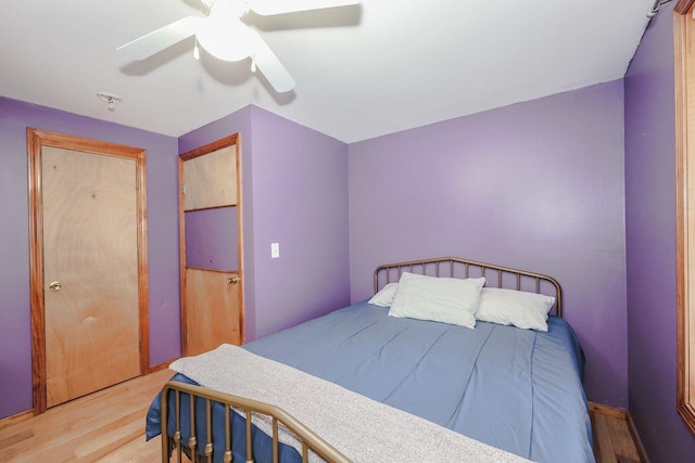 29 Isaac Frye Hwy, Wilton, NH 03086 - bedroom with wood finished floors and a ceiling fan