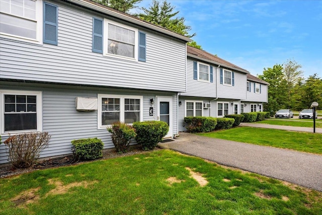 7 Daniel Plummer Rd Unit E, Goffstown, NH 03045 - view of front of home featuring a front yard