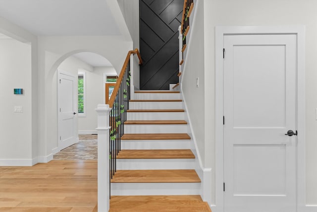 6 Burns Rd, Pelham, NH 03076