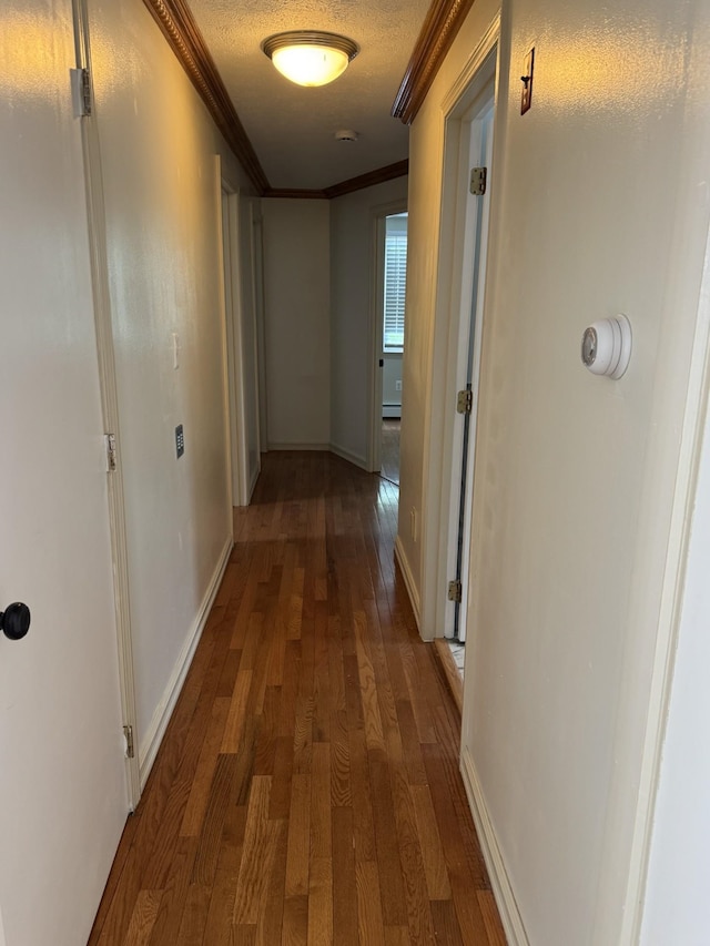 9 Quarry Rd, Hampstead, NH 03841 - hall featuring crown molding, wood finished floors, and baseboards