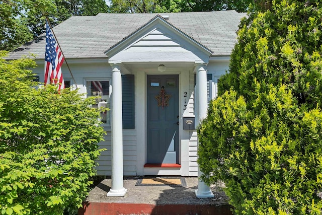 213 Front St, Exeter, NH 03833 - view of exterior entry