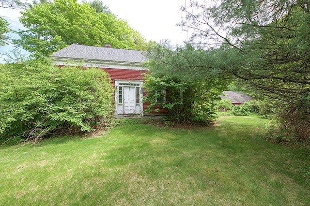 31 Main St, Sandown, NH 03873 - view of green lawn