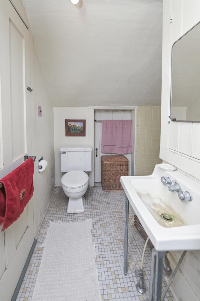 31 Main St, Sandown, NH 03873 - half bath with toilet and vaulted ceiling
