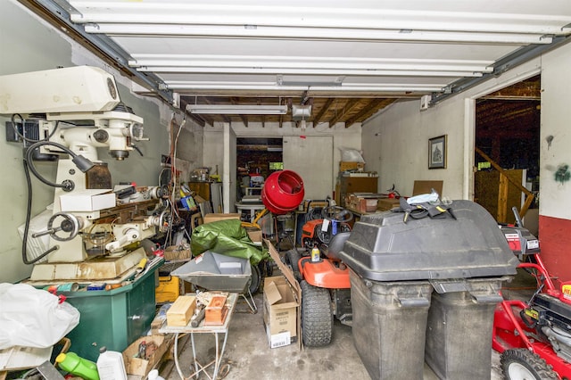 31 Main St, Sandown, NH 03873 - view of garage