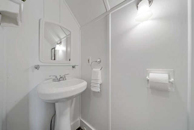 16 Ann Ave, Salem, NH 03079 - view of bathroom