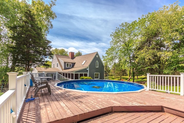 19 Cambridge Rd, Hampstead, NH 03841 - swimming pool with a deck
