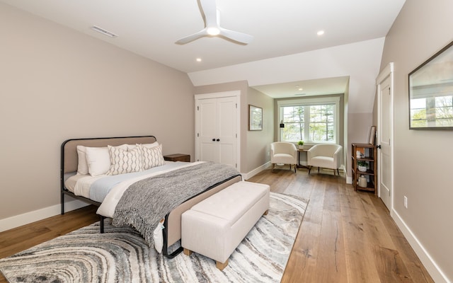 60 White Oaks Rd Unit 26, Laconia, NH 03246 - bedroom featuring light wood-style floors, baseboards, ceiling fan, and recessed lighting