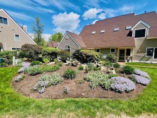 51 Cardinal Dr Unit B, Laconia, NH 03246 - view of yard