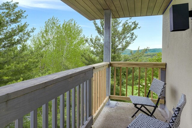 137 E Mountain Rd Unit 2E1, Killington, VT 05751 - view of balcony