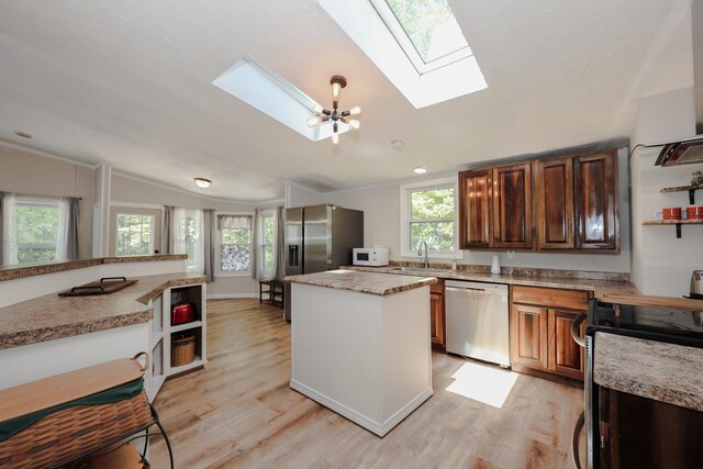 10 Fifield St, Concord, NH 03303