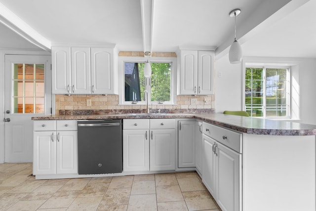 94 Lake Shore Dr, Northwood, NH 03261