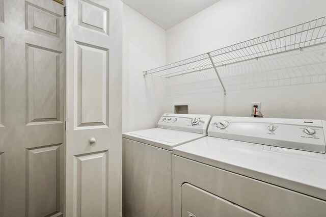 27 Autumn Ln, Hampstead, NH 03826 - washroom featuring washing machine and clothes dryer