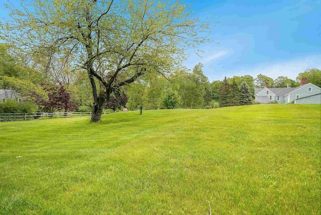 245-247 Danville Rd, Fremont, NH 03044 - view of yard