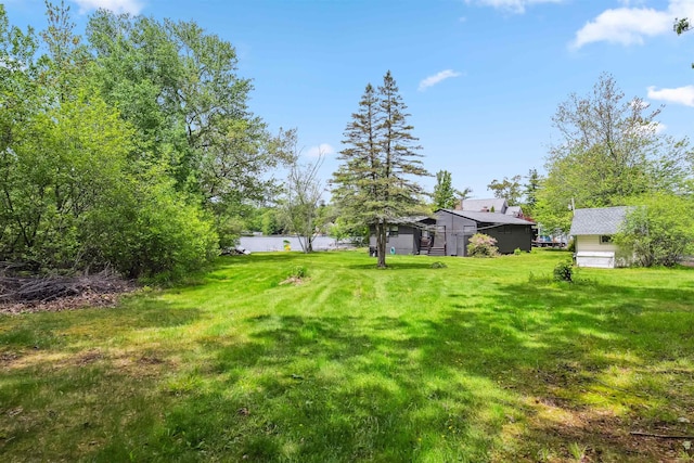 3-5 Cross St, Windham, NH 03087 - view of grassy yard